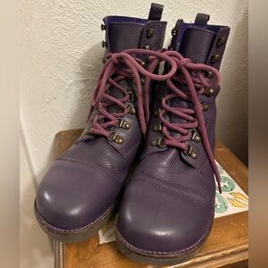 Gudrun Sjoden Size 40 Deep Purple Ankle Boots